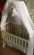 Детская кроватка с балдахином