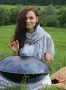 Игра на хандпане в 