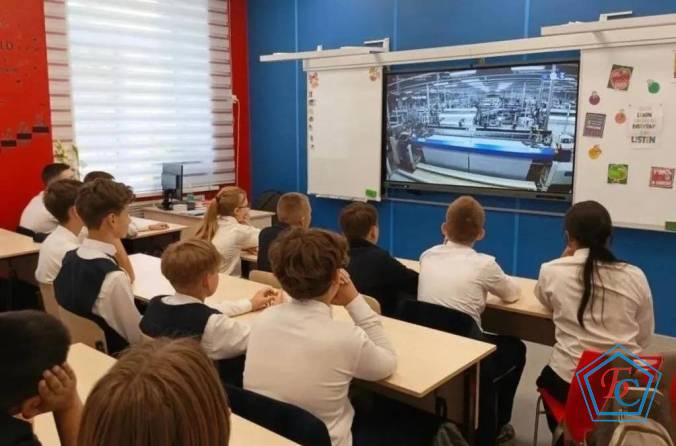 В школах Оренбуржья стартовал обновлённый курс «Россия – мои горизонты»